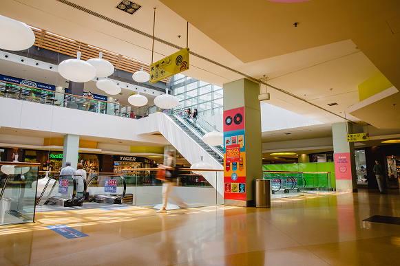 Spacio-Shopping-Interior2